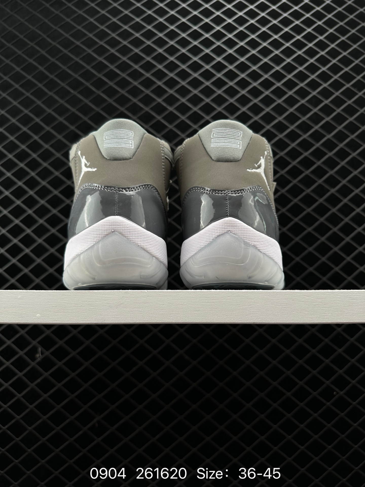 Nike Air Jordan 11 Retro Low”Concord“